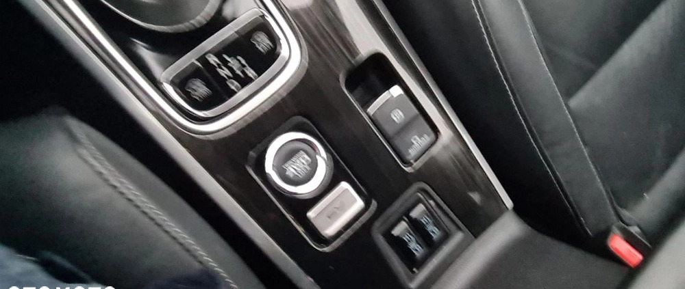 Mitsubishi Outlander cena 98900 przebieg: 63655, rok produkcji 2018 z Gostynin małe 379